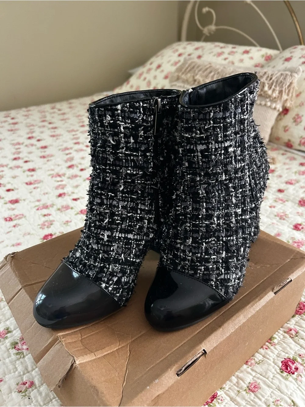 Wildfang ankle booties